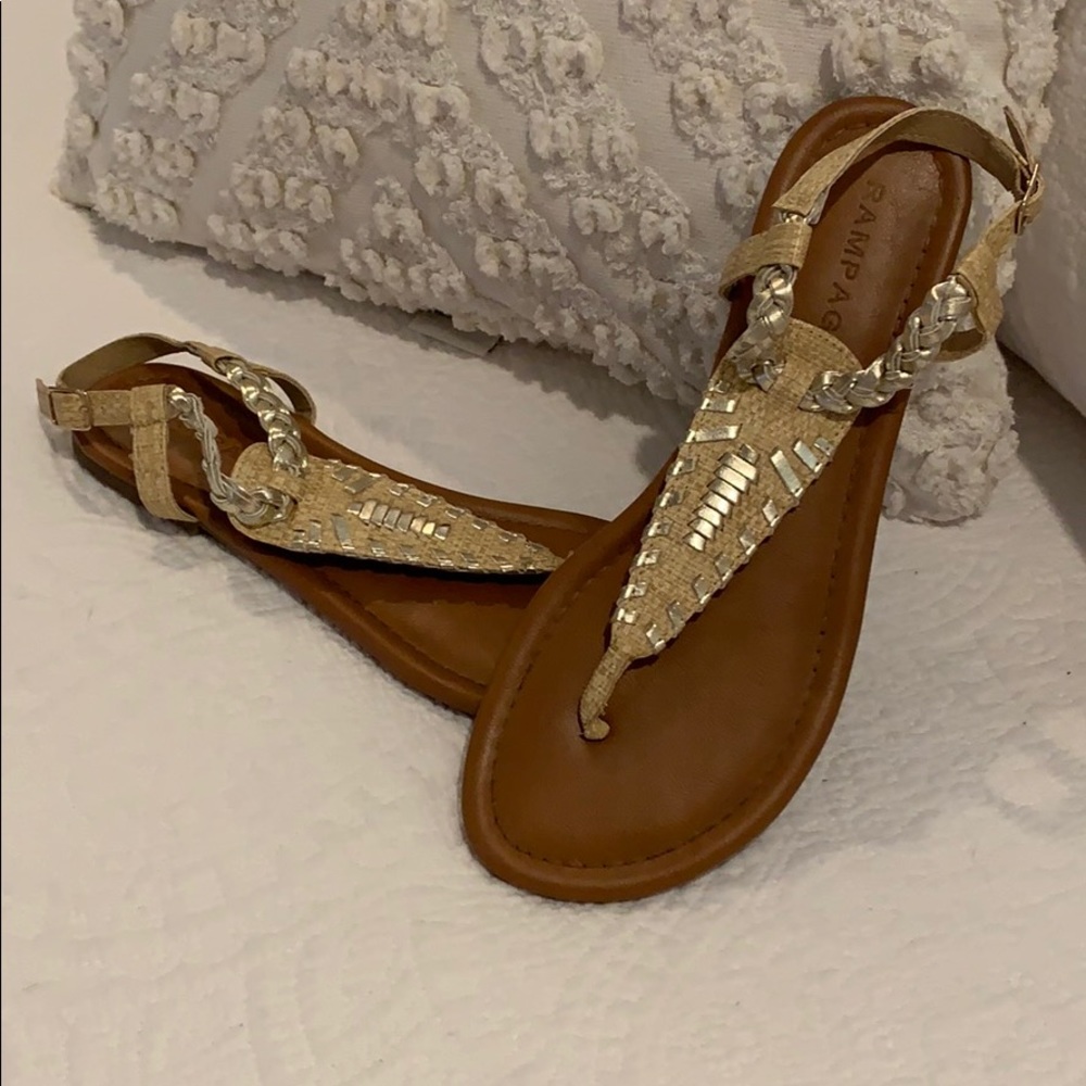 Host Pick $5 Rampage Women’s Gold Sandals Size 8.5